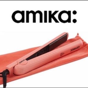 Amika Strand Perfect Flat Iron